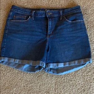 Universal thread denim shorts